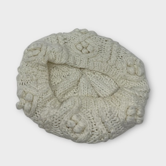 Chunky Cable Knit Cap Hat Preppy French Girl Hat Beret in Ivory - Picture 3 of 4